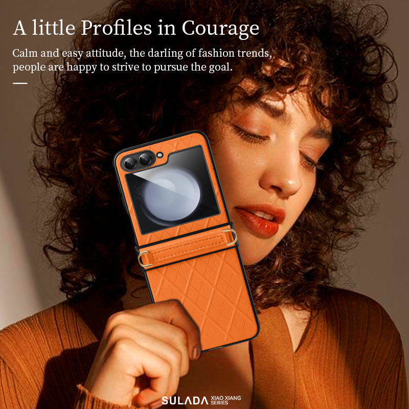 SULADA For Samsung Galaxy Z Flip6 5G Case Rhombus Leather+PC Phone Cover with Shoulder Strap - Orange SULADA For Samsung Galaxy Z Flip6 5G Case Rhombus Leather+PC Phone Cover with Shoulder Strap - Orange